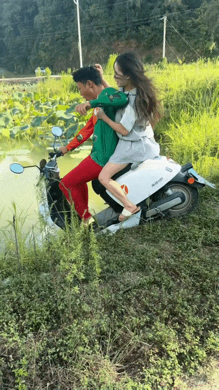 可惜了这辆电动车