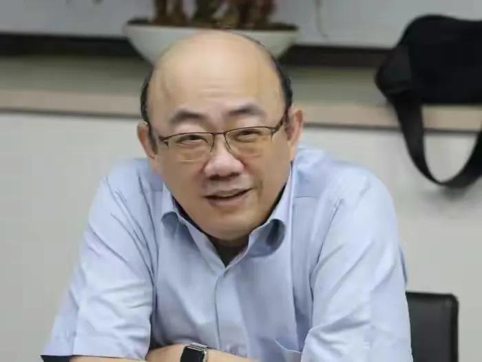 郭正亮解读“蔡康永事件”——妄言“失分的就是大陆”！网友不买账，反倒感慨其“有点