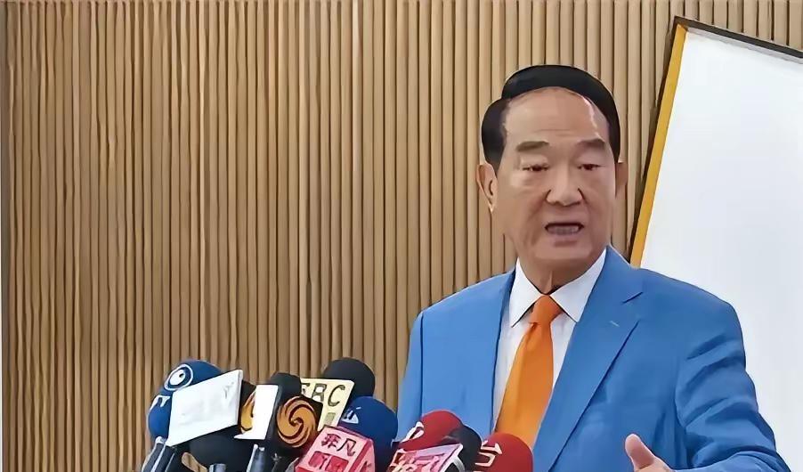 台北市议员侯汉廷今（23日）在脸书发文表示，亲民党主席宋楚瑜说，“上街头不能解