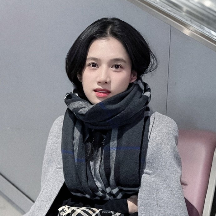 张婧仪▪📸🗞️📩☷°┊18宫格快乐日常小仪