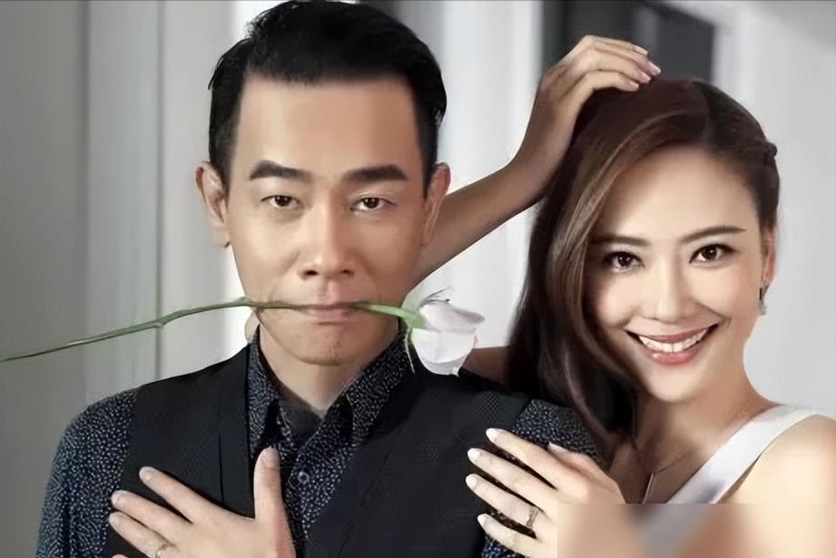 你敢信？那个在铜锣湾拎着砍刀的山鸡哥，现在揣着过亿身家却十年不舍得换车，甚至在春