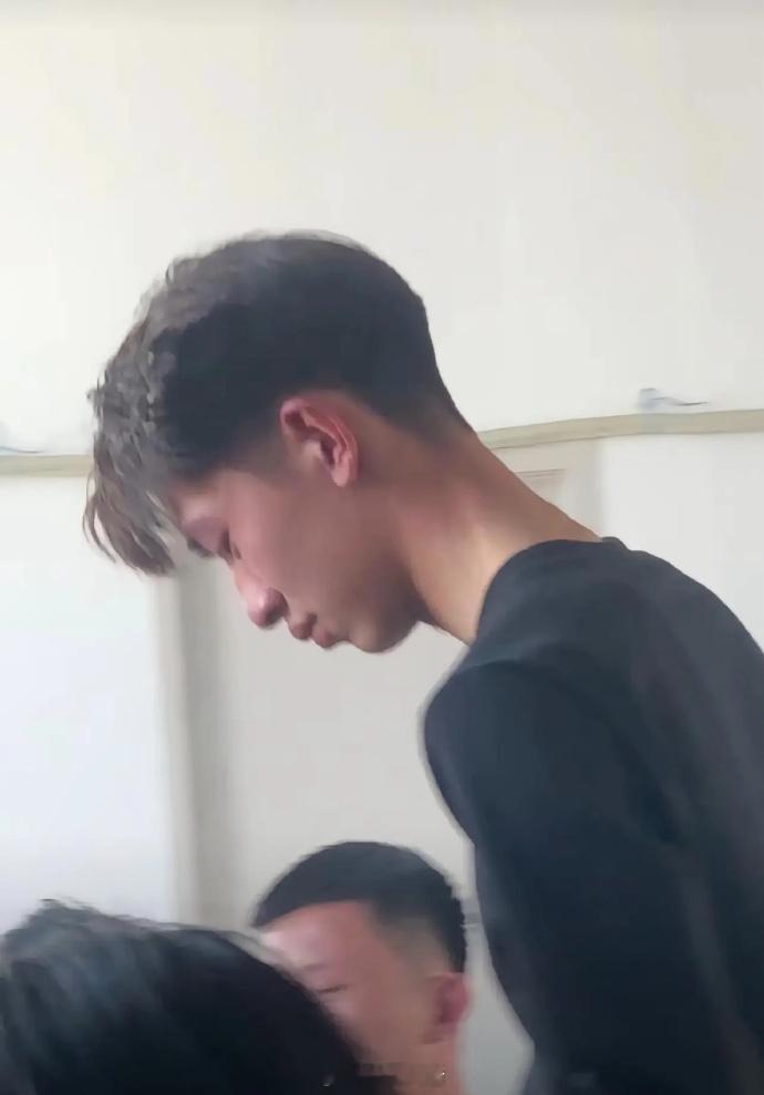 不是正缘，不是孽缘，是血缘哈哈哈哈哈哈哈哈