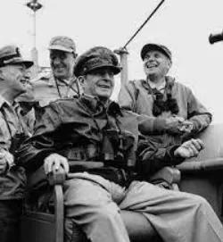 朝鲜战争中，苏联给的100架飞机到了，刘亚楼才突然发现：没有副油箱！舔着脸问苏联