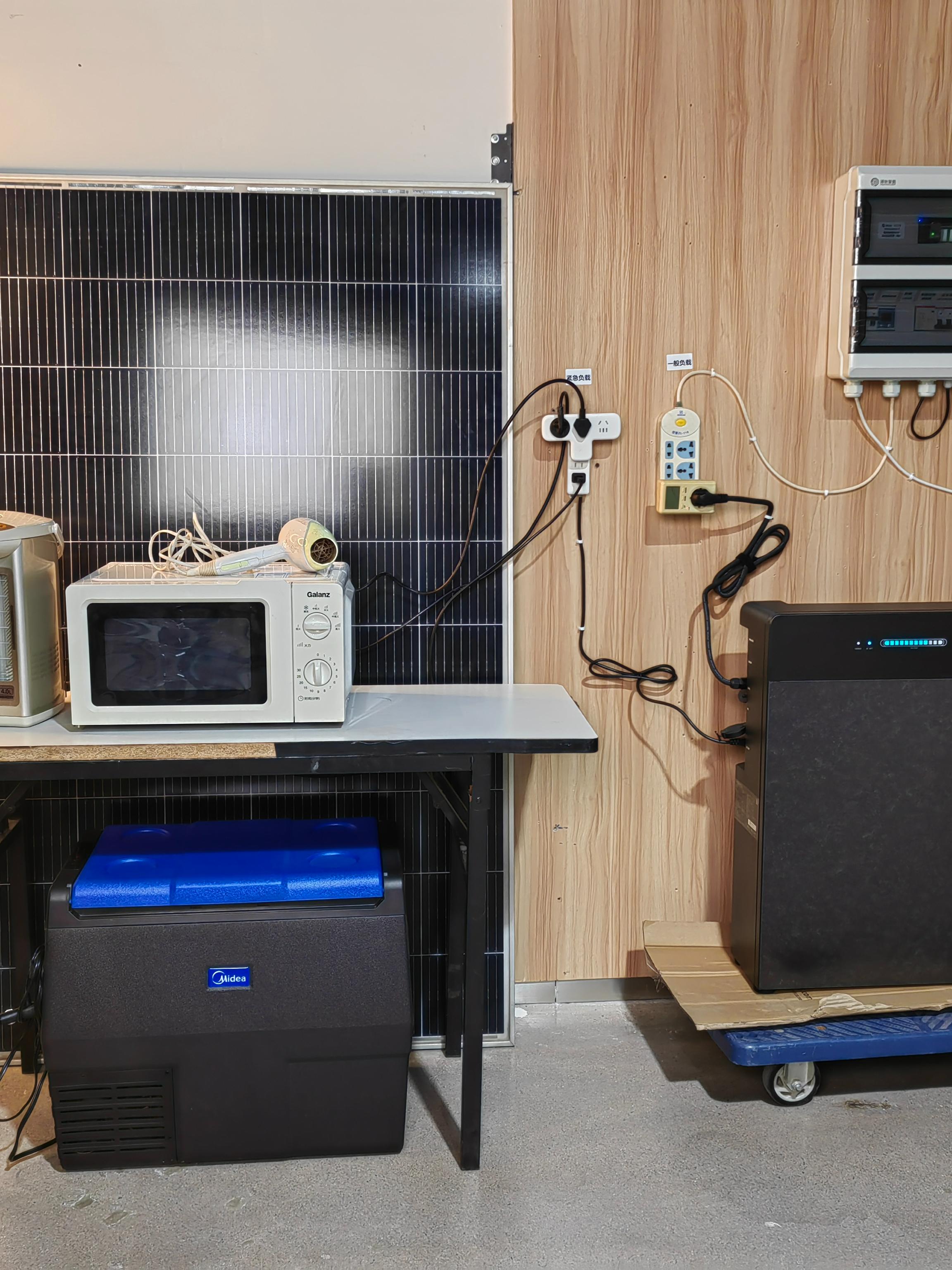 这套就是欧洲热销阳台光伏系统！。不少国人说这东西太贵！没人装的！但德国...