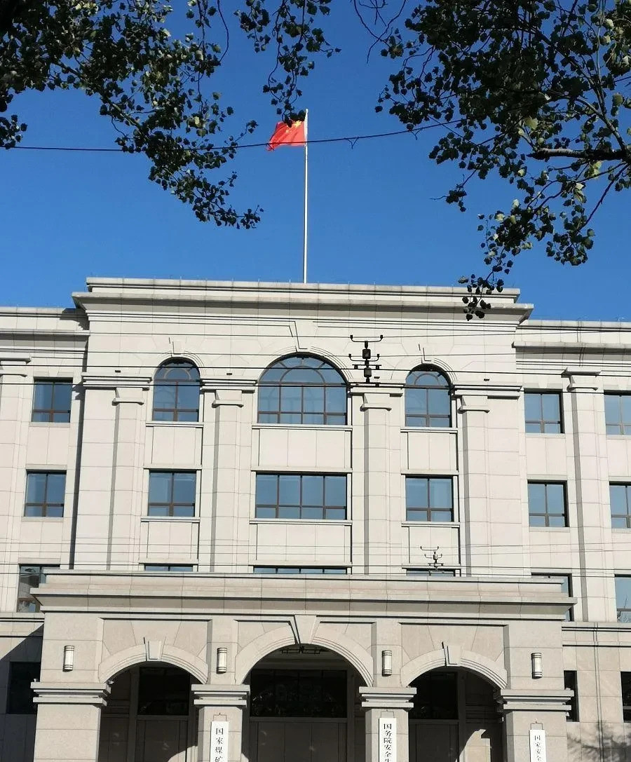 养不起大使馆的尴尬---你敢信吗？那些在国际舞台上风光无