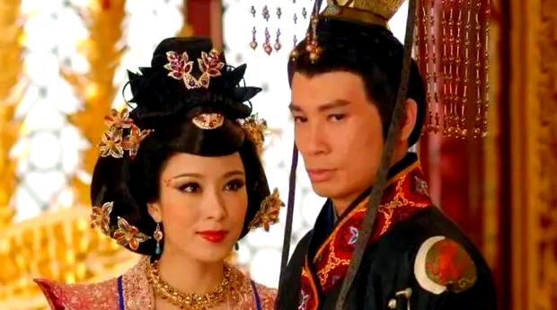 唐宪宗有一次醉酒后，见郭贵妃不在身边，便对其侍女郑氏说：“听说相士算出，你可以生