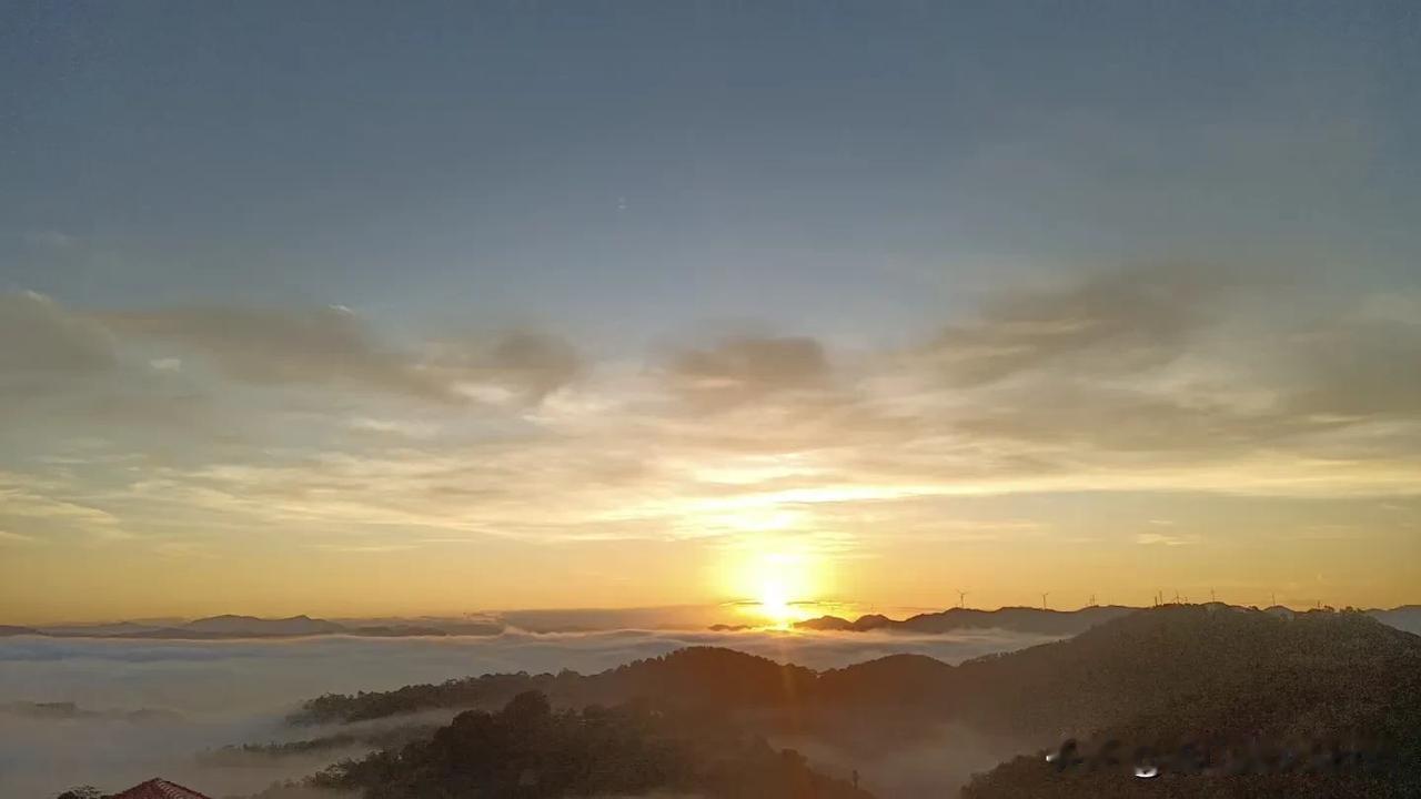 杨振宁先生也驾鹤西去了，享年103岁。他的一生，是一个前无古人后无来者的传奇。我