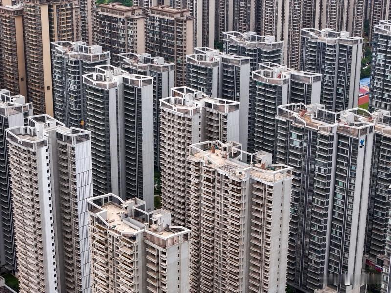 武汉楼市：这一轮新房能够稳住成交量，核心在于产品迭代速度很快。市面上大批四代
