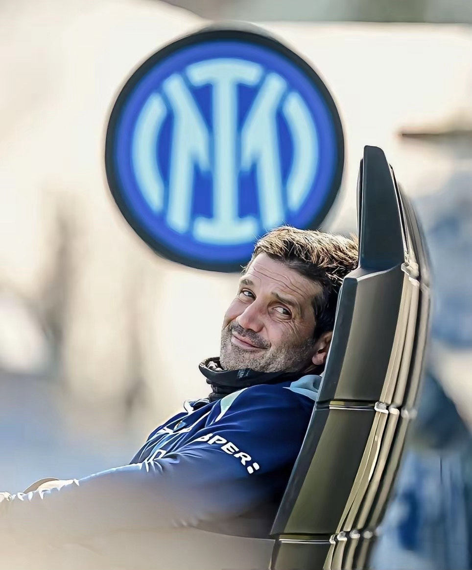 嫉妒真能让人变样！记者帕多万发文狠批齐沃，称国米没劳塔罗也能提前锁定意甲冠军，可