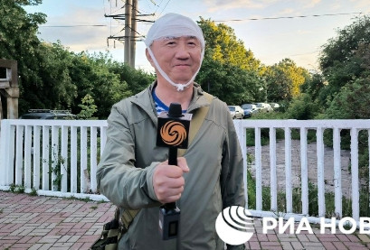 乌军将为袭击中国记者承担后果：著名记者，63岁老记者，在俄遭乌无人机袭击受伤！