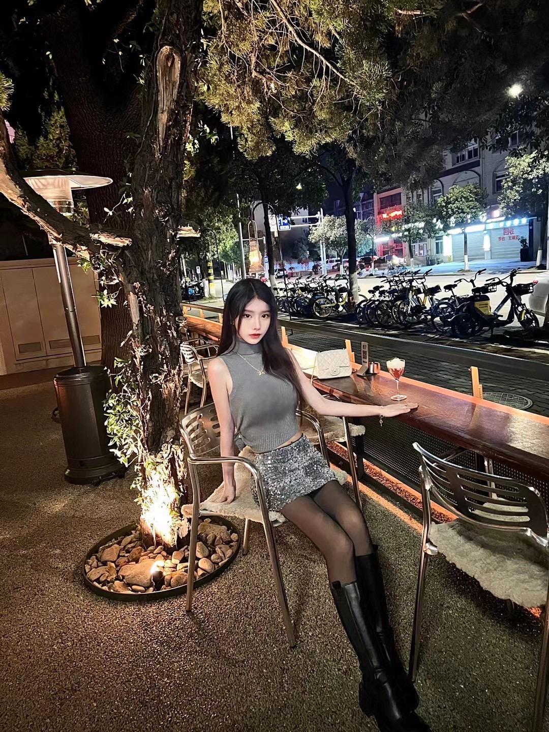 滚吧 再想回来 当狗都排不上号了