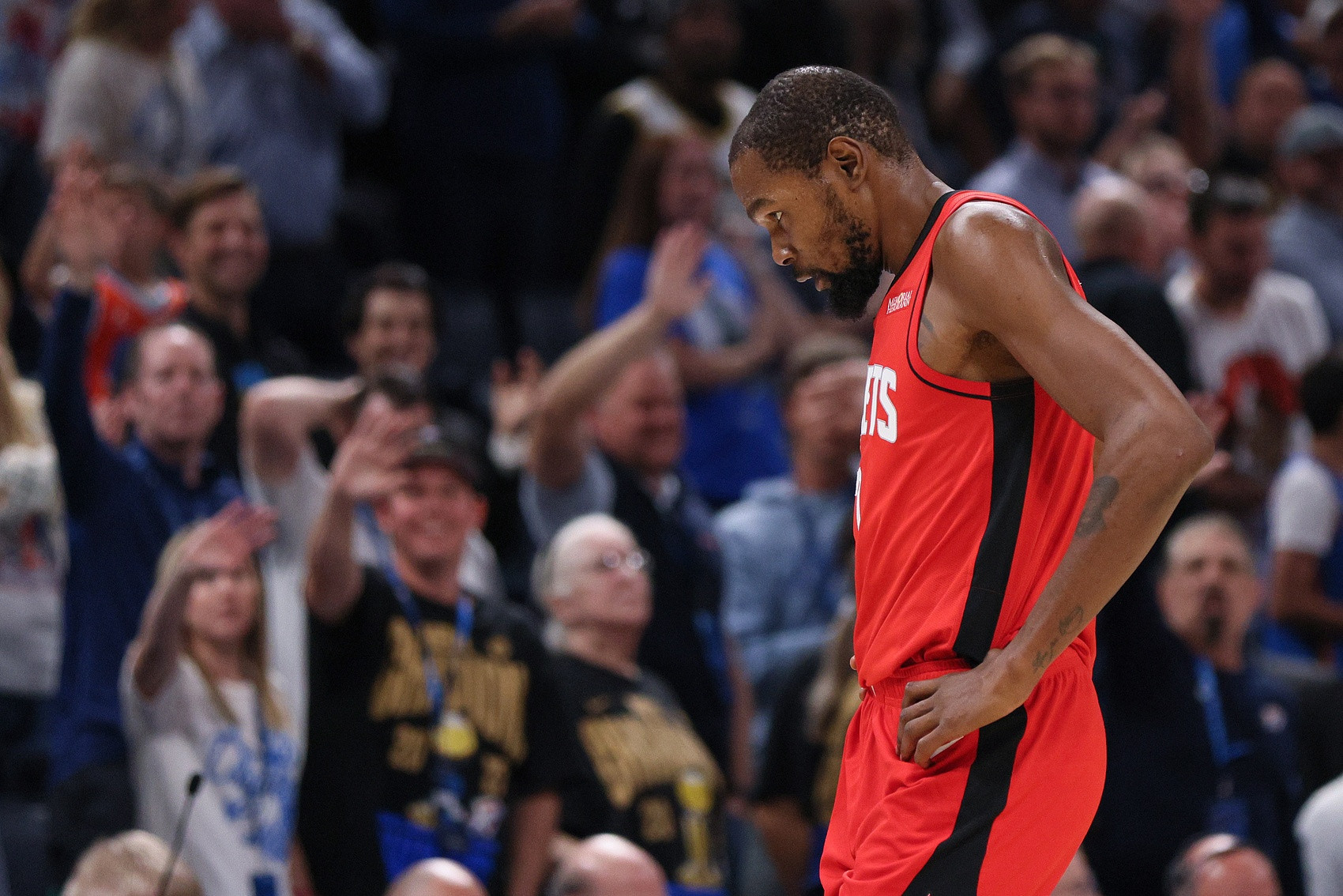 火箭短板尽显！杜兰特独干酿8失误，控卫顽疾如何破局？