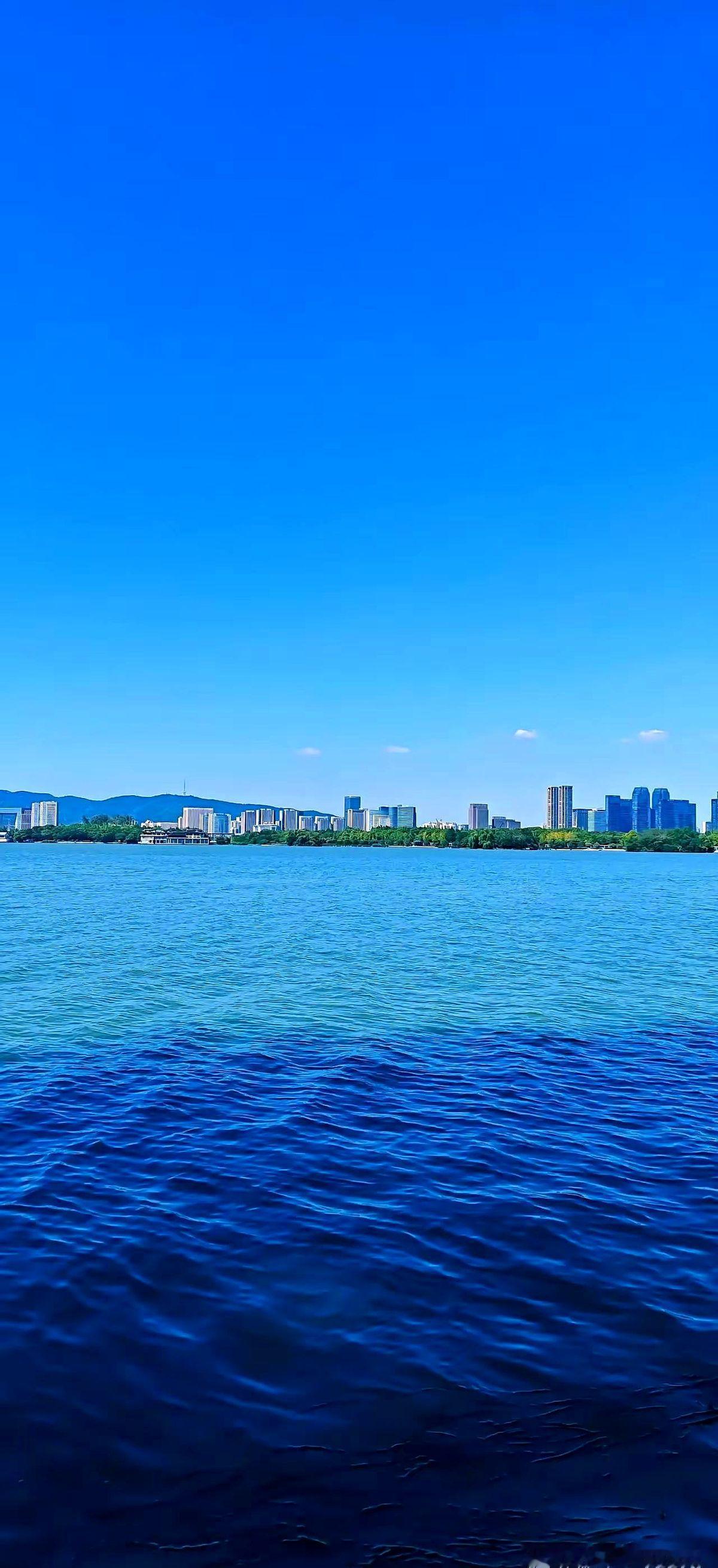 不结婚，你挣的房子车子钱，没人继承，别人惦记。父母相继离开，你孤孤单单的，内心