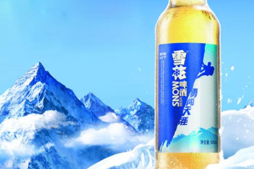 你敢卖青岛，我就断你供，这不是黑帮台词，是雪花啤酒当年抢市场的真实操作。当年窝在