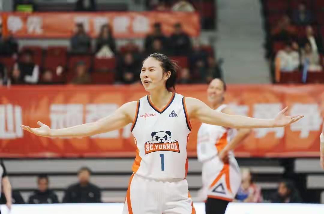 祝贺WCBA四川队获得总冠军。山西女篮救火助理教练于琦这次没有神奇，山西女篮最