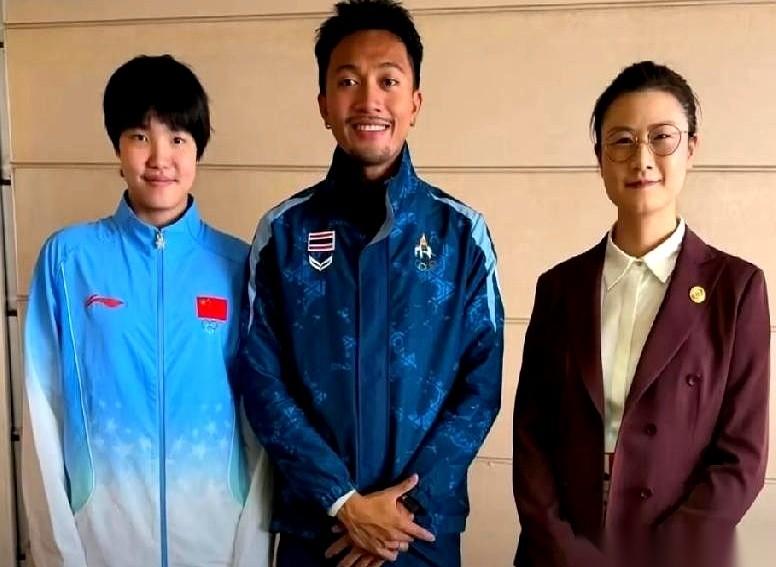 10月4日上午，13岁的中国游泳小将于子迪拿到了名古屋亚运会女子MVP。亚奥理
