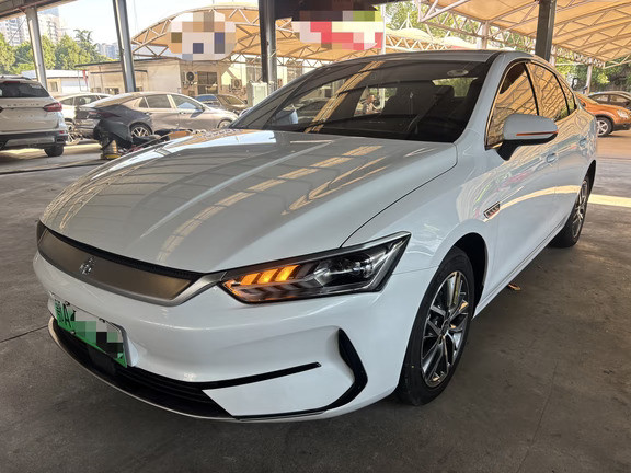 车型：比亚迪秦PLUS2021款EV400KM豪华型上牌：22年12月｜里程：8.00万公里紧凑型纯