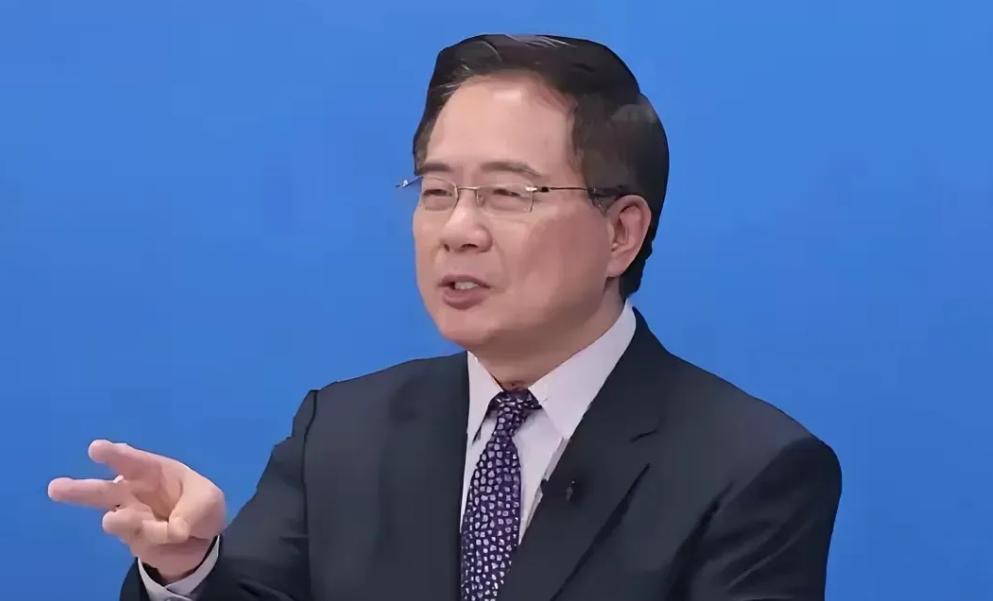 蔡正元最近炸了，痛批郑丽文！蔡正元在直播的时候摔了两次手机第一次