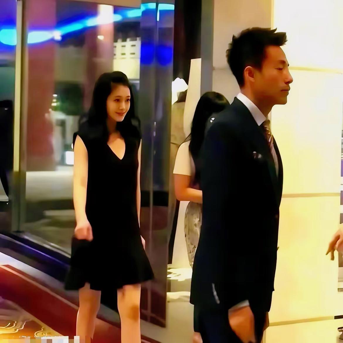 你敢信这是汪小菲第一次见大S的状态？换你你也得沦陷！2010年安以轩生日局，大