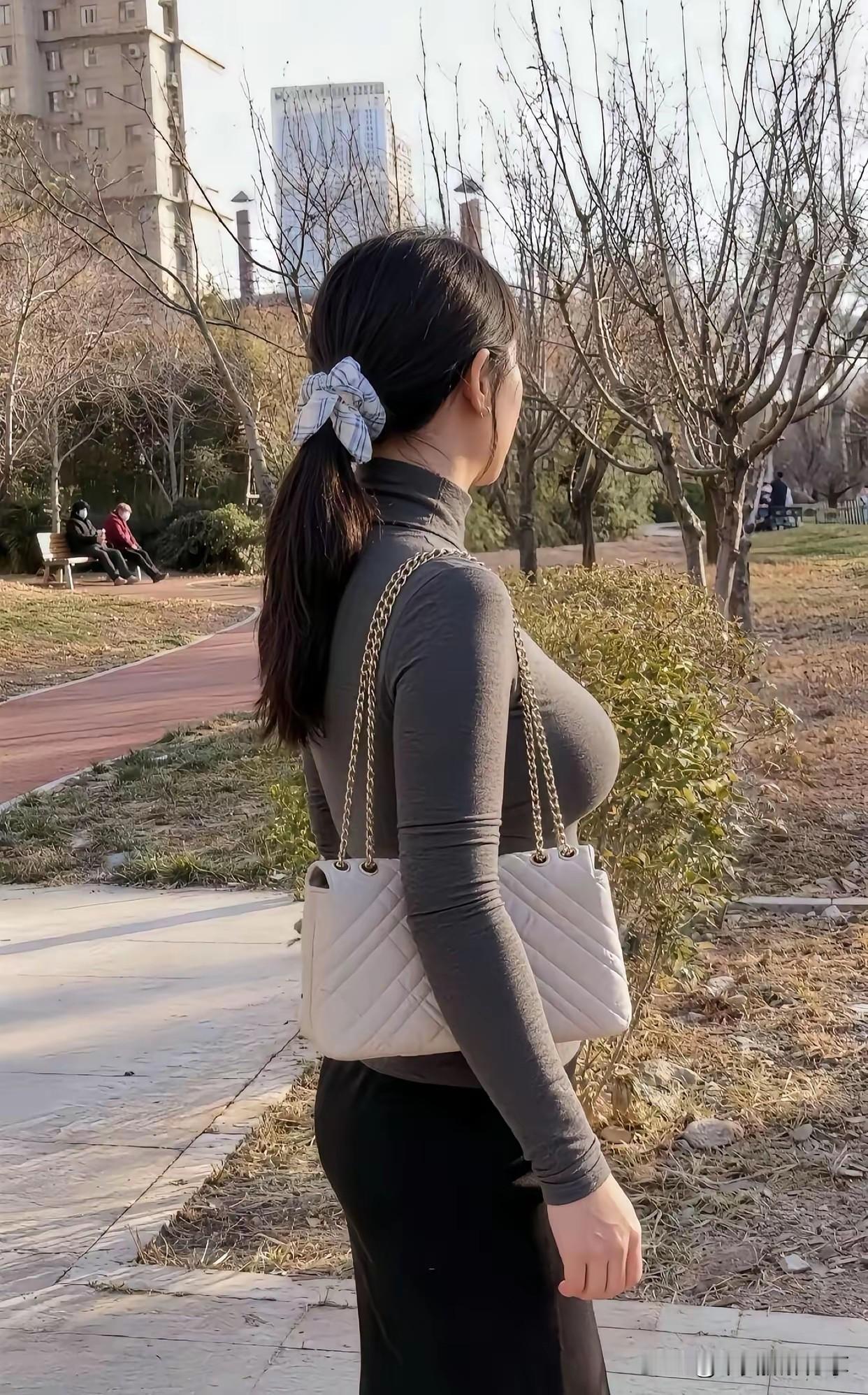 公园摆拍摄影公园随照美女公园拍照公园摄影公园休闲写真公园实景拍照公园气