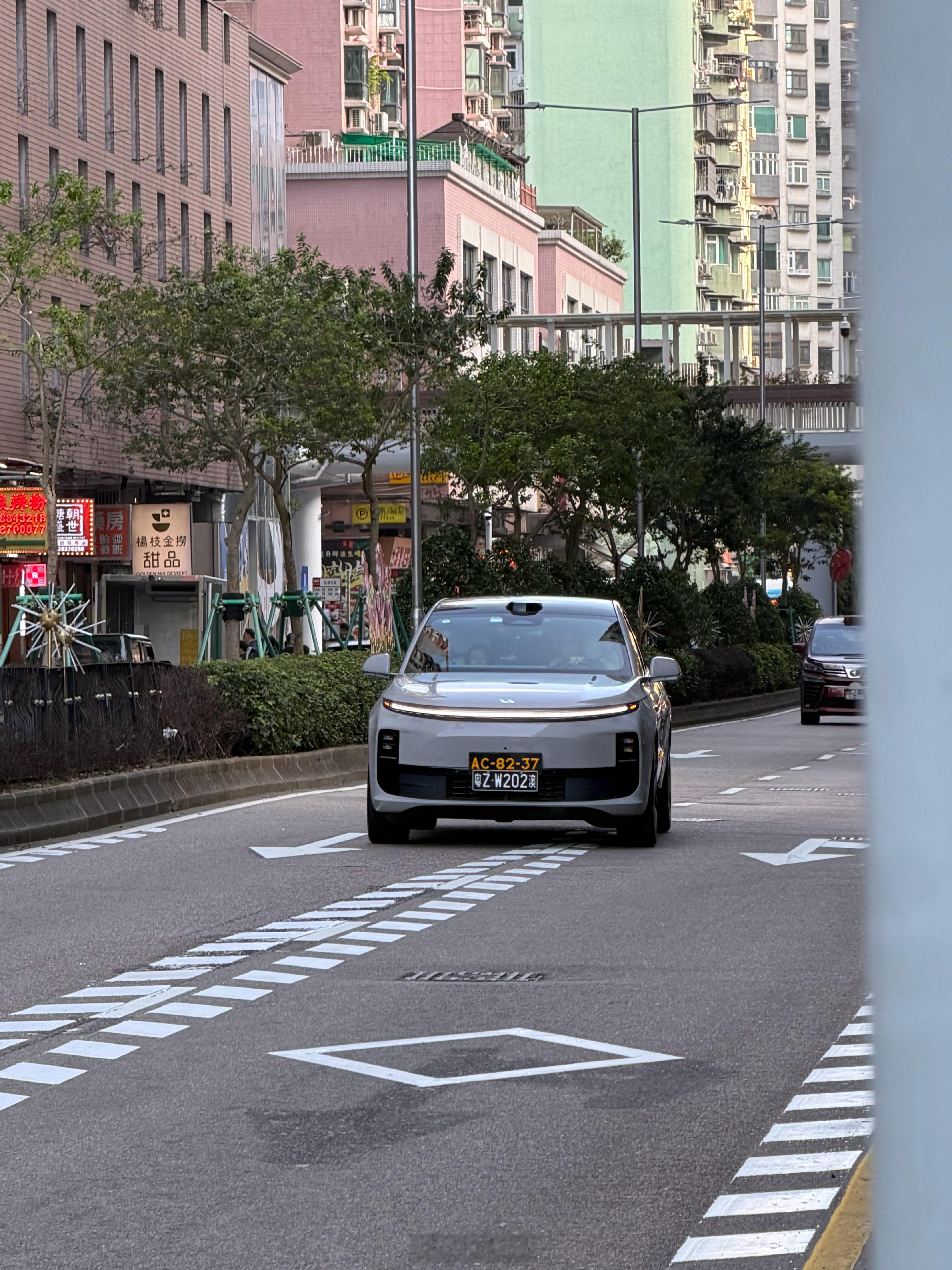 澳门理想不少，换上黑牌，有没有变好看了？理想汽车