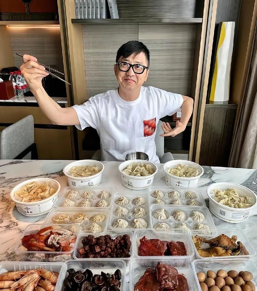 庾澄庆这一桌豪华外卖