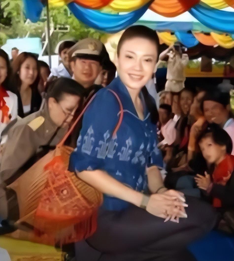 泰王眼光好绝，选的西拉米国色天香，但他自己的女儿，自拍丑照时时有。