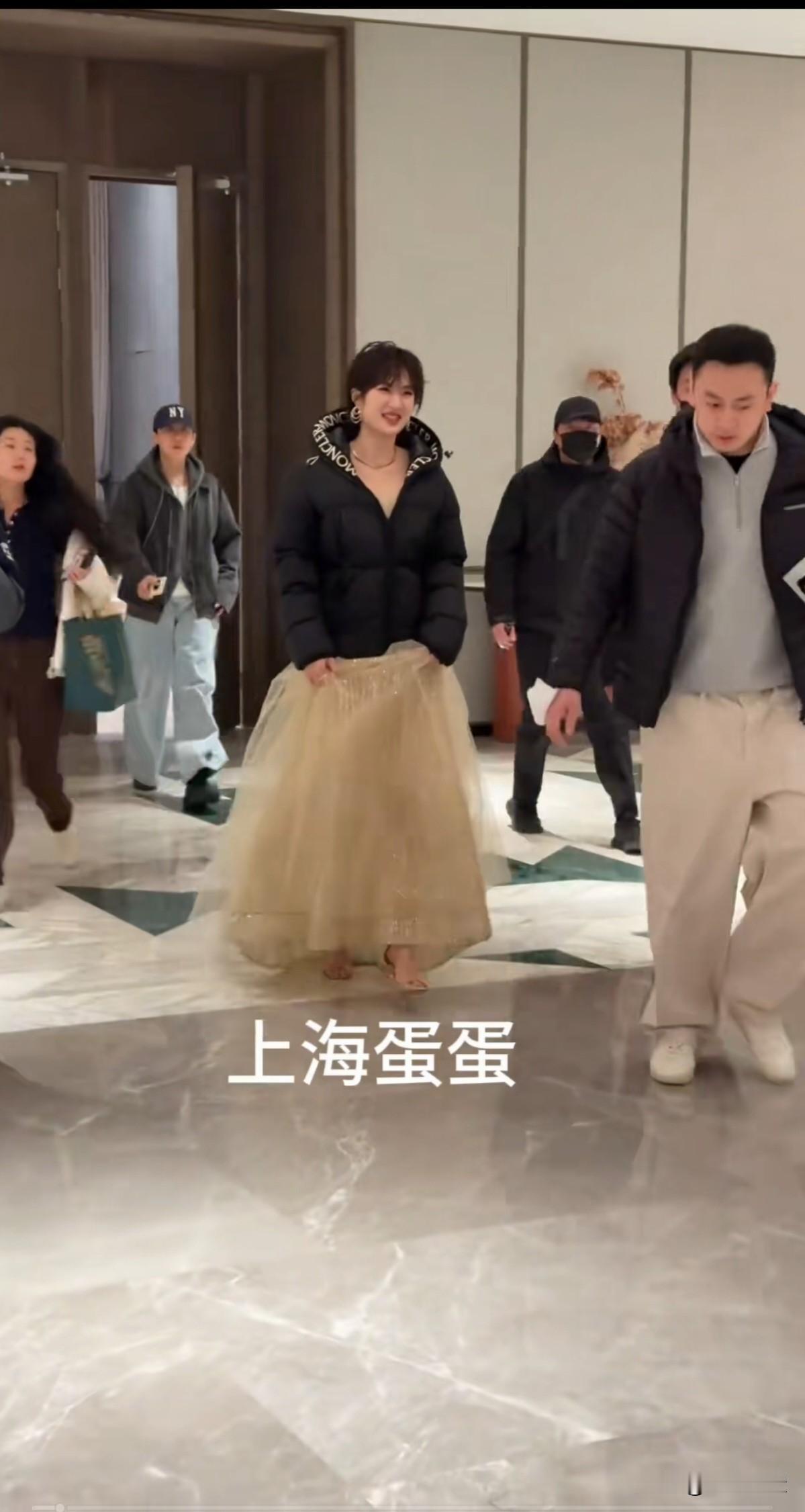 中国最牛富二代姚安娜，清新脱俗，娇柔可人。没有娱乐圈那些矫情和炫富，妥妥的