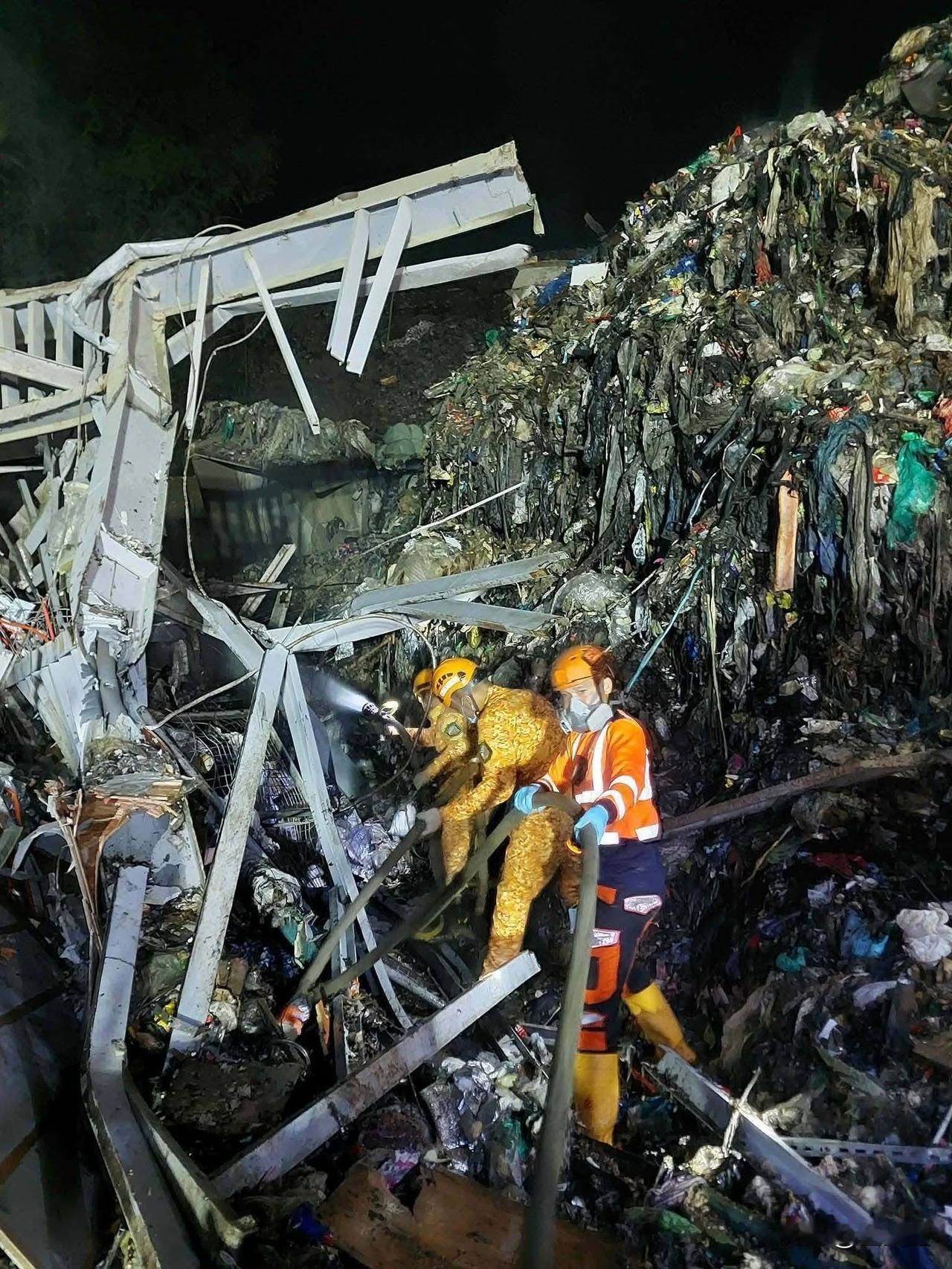 36条人命！菲律宾垃圾场“吃人”惨剧，最后一名遇难者找到了…太痛心！当地时间