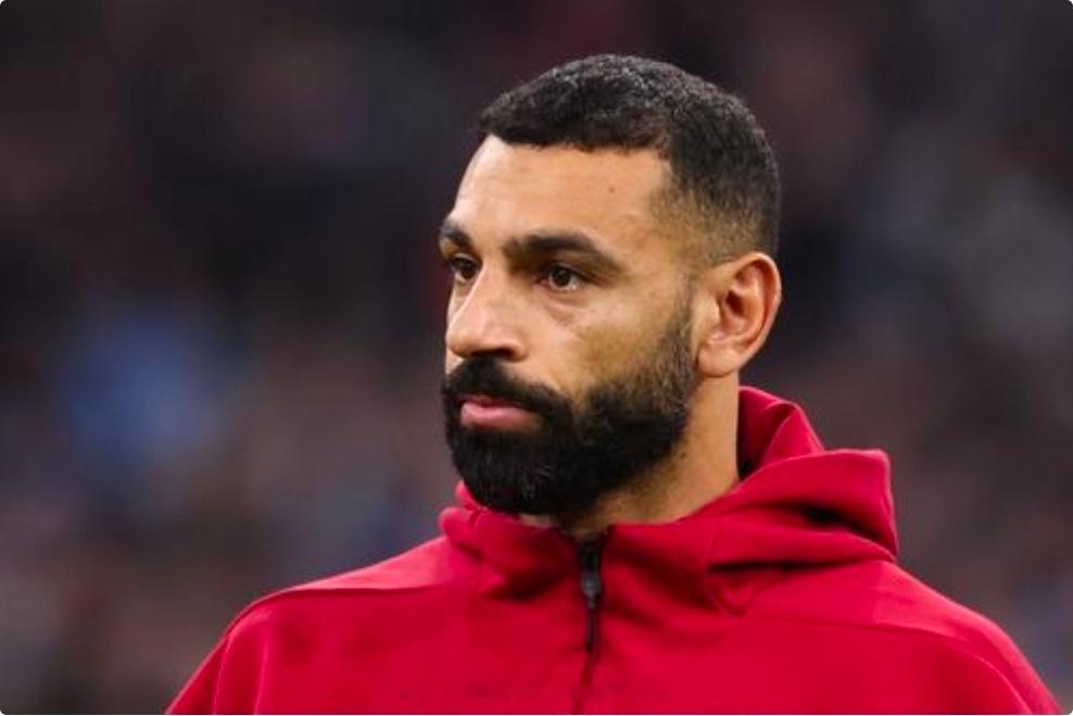 镜报：萨拉赫离开利物浦“不可避免”，沙特渴望引入根据《镜报》报道，萨拉赫将在本赛