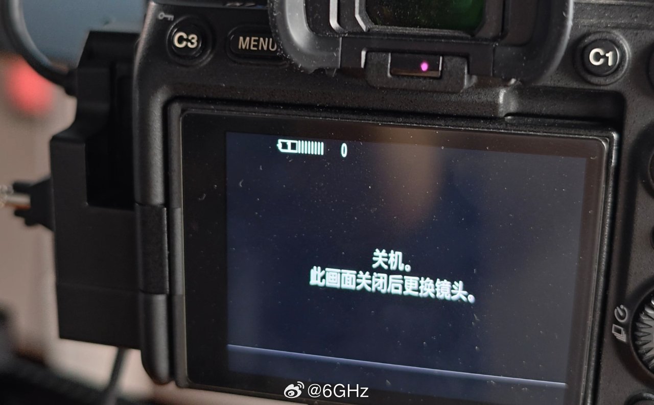 影视飓风的CFA卡在a7s3里又写入故障了[裂开]还好我是两张卡双备份拍摄的​