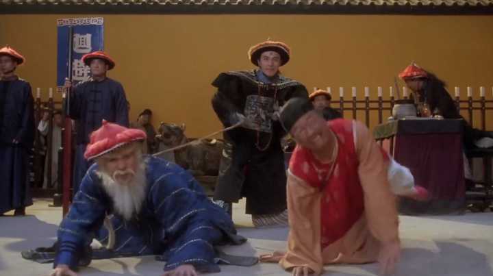 日本、澳大利亚，这些国家都是美国的狗。先打主人，狗扑上来咬你，以表忠心。先打狗，