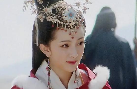 公元前31年，王昭君的原配丈夫死后，继子要求王昭君改嫁给他，王昭君恼羞成怒：“这