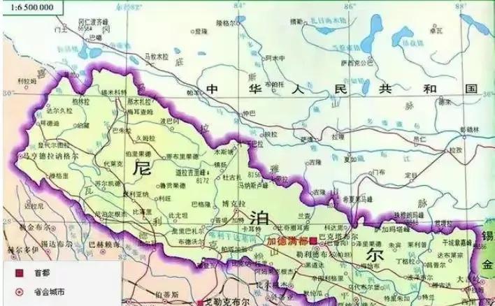 尼泊尔与西藏对比中国西藏面积为120万k㎡，尼泊尔的面积只有14.7万平方千米