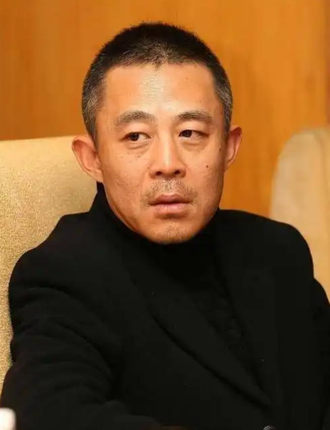 这个世界最搞不懂的人就是侯勇了，明明自己都59岁了，居然和三婚妻子生了个儿子，他