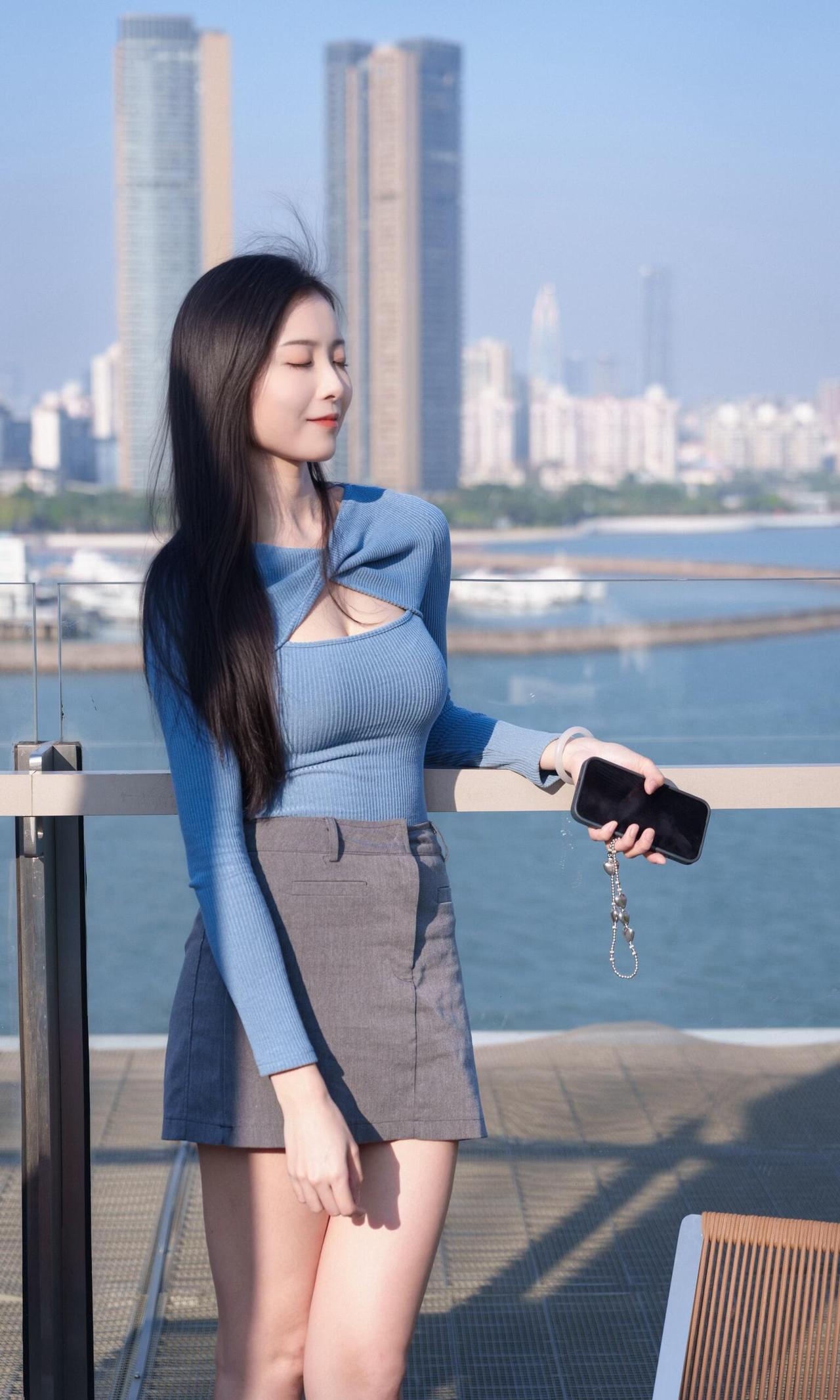 美娇娘美图分享蓝色妖姬