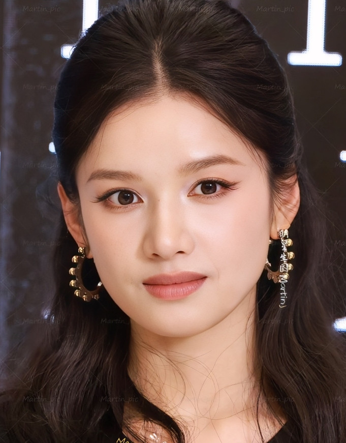 《藏海传》女主张婧仪这张脸，只有低级趣味的人才欣赏不来！他们甚至都没认真看过