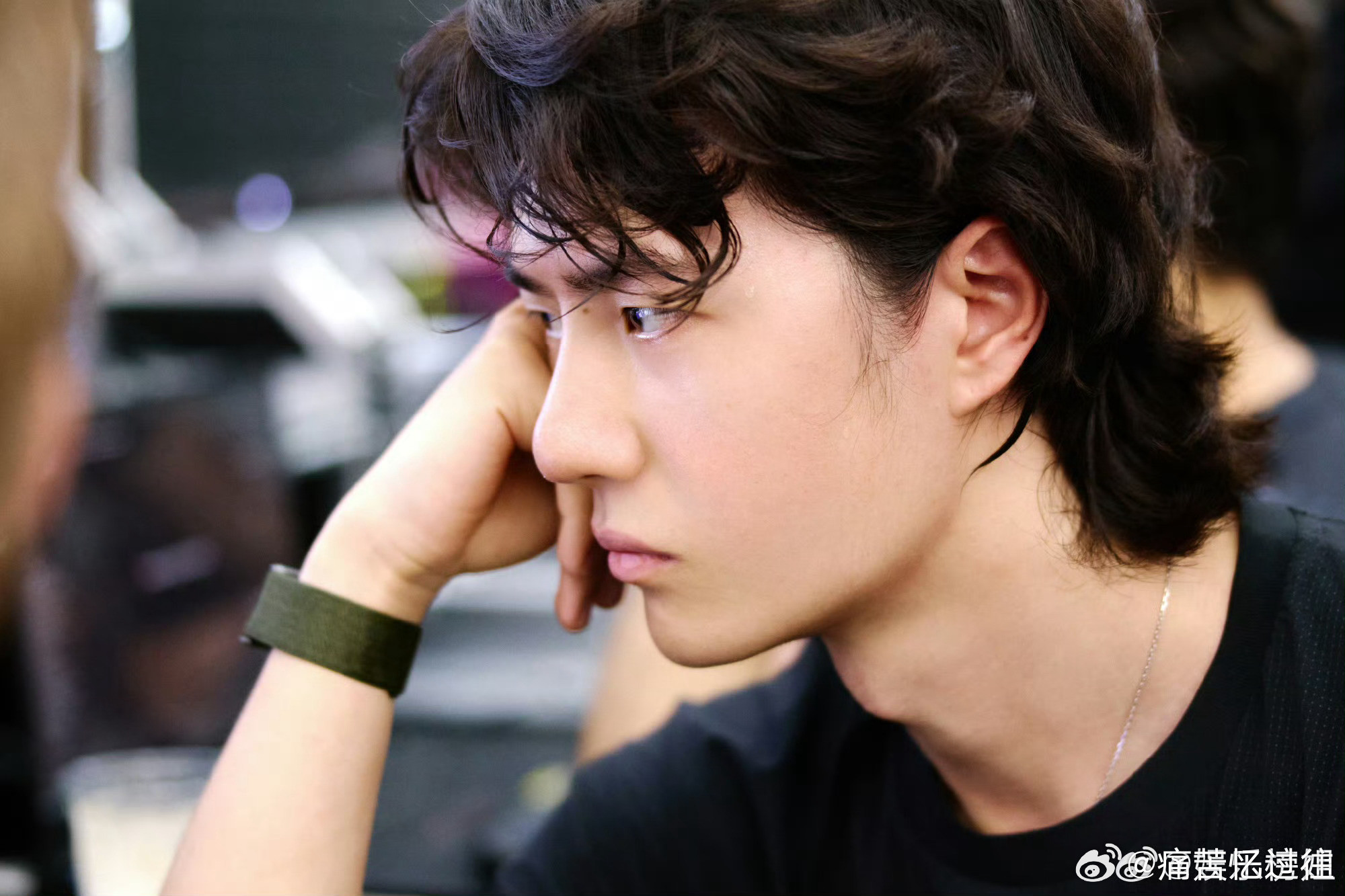 上海偶遇王一博打高尔夫是在北京还是上海啊偶遇到底是偶遇还是代拍但是王一博真的很