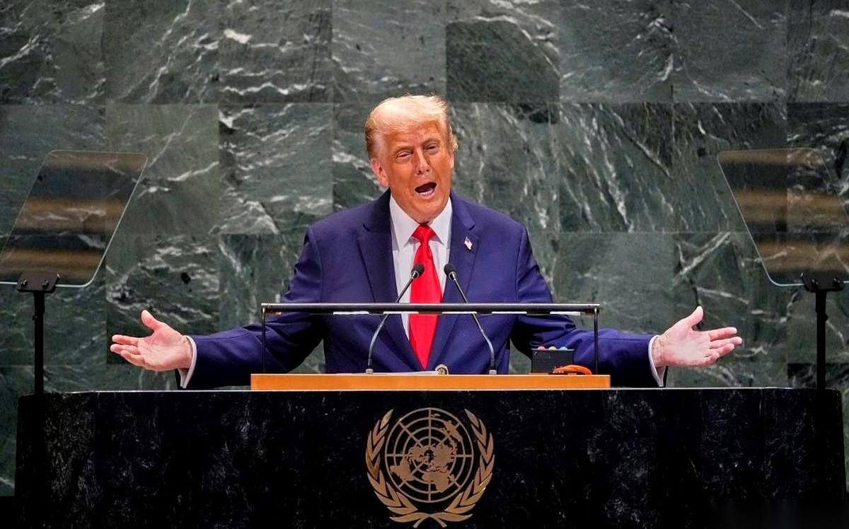 全世界都知道的那个“老赖”，偷偷把联合国会费给交了。不交不行啊，再拖下去，明年