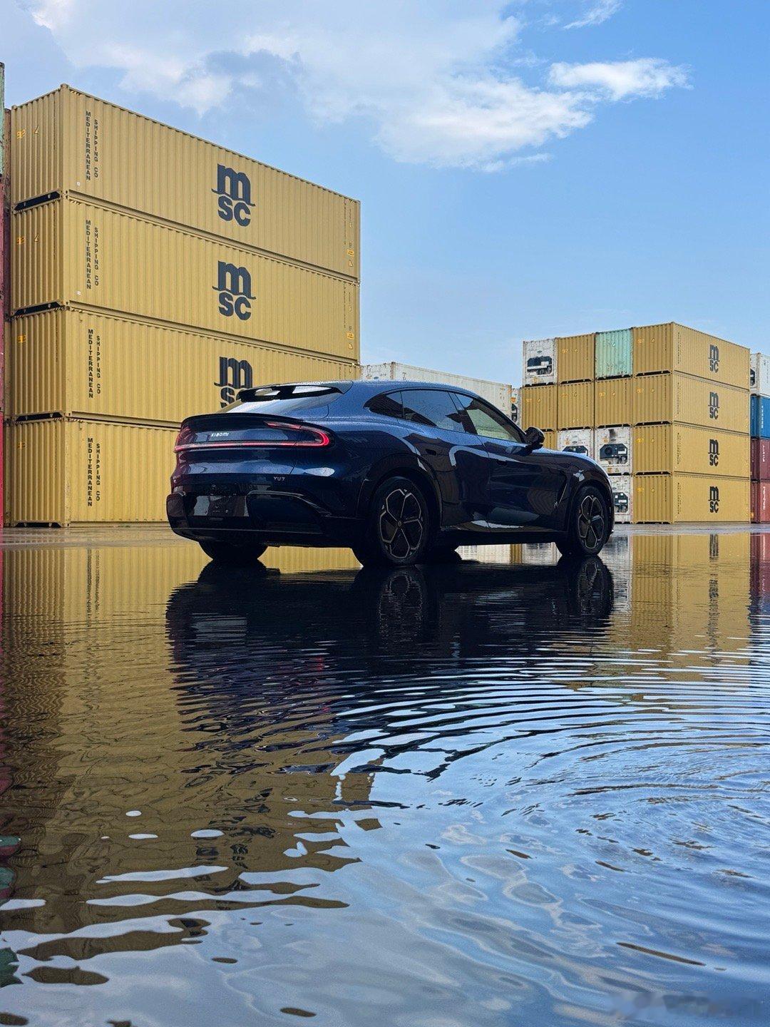 提车！深海蓝YU7真好看呀，路上回头率超高。全民拍车yu7​