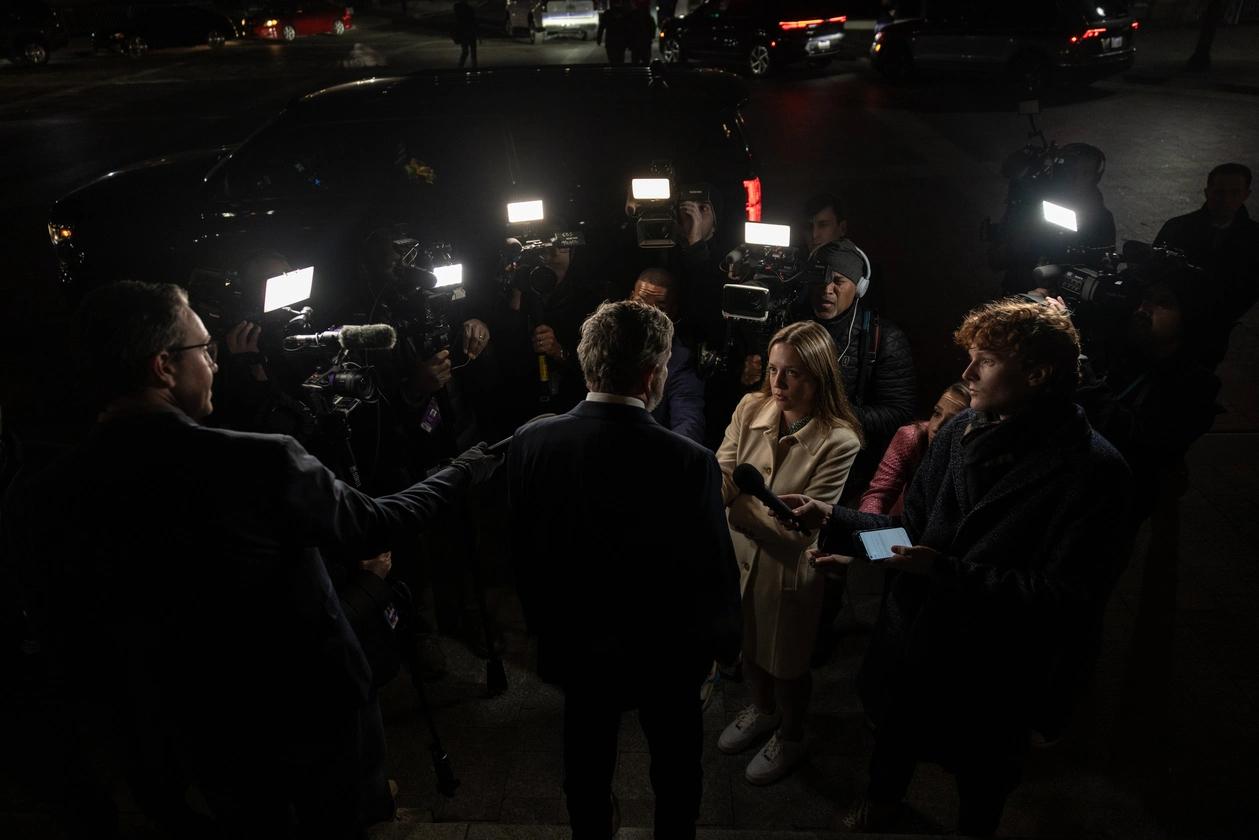 围绕爱泼斯坦案，在与白宫数月的公开争执后，肯塔基州共和党众议员托马斯·马西迎来一