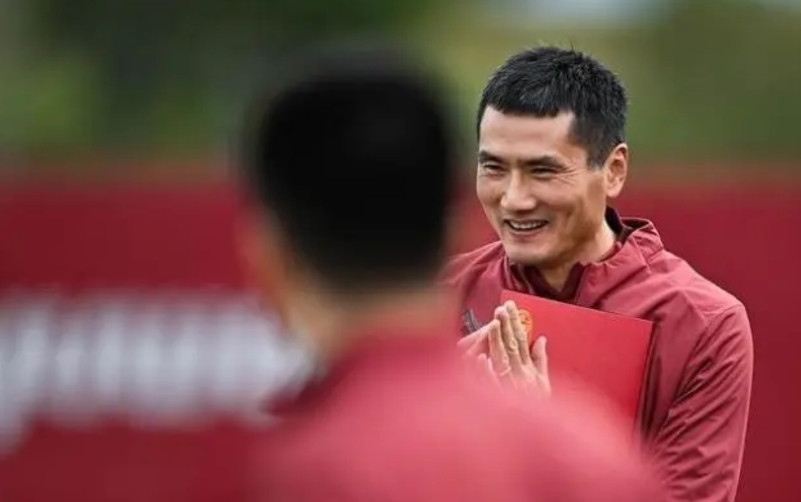 邵佳一真的有点东西，宋凯选对人了！国足2：0库拉索，让人看到中国足球的曙光，