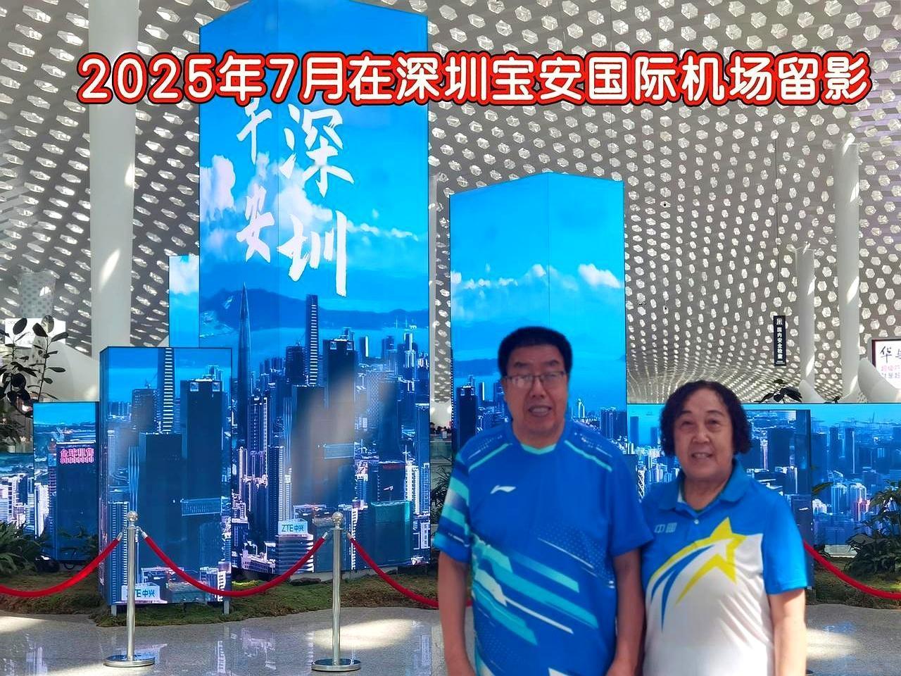 1978年，我在西安大雁塔底下算命，先生眼皮没抬就撂下一句：媳妇儿在你老家门口东