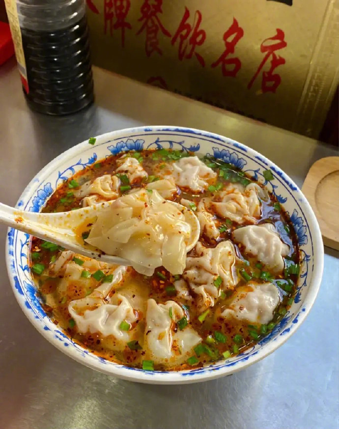 我说外面馄饨店的东西都那么好吃呢原来这么馅料这么讲究呢我发现了这个秘密我要