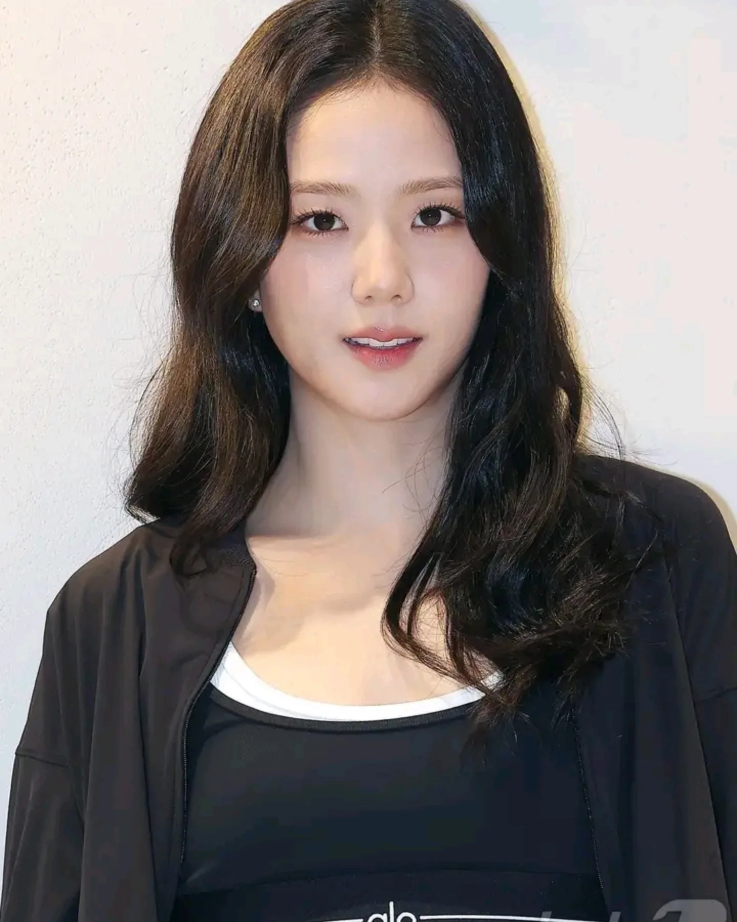 金智秀JISOO、宁艺卓NINGNING、Sana凑崎纱夏.漂亮女孩们😍