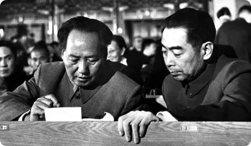 毛主席真是伟大！他说十五个五年计划超过美国，我们现在正在实行第十四个五年计划，第