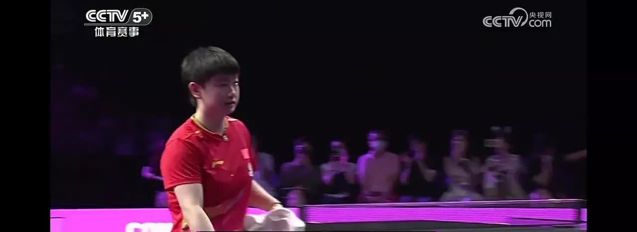 孙颖莎和王曼昱两人打法不同，同样是打桥本帆乃香，和孙颖一起比赛时桥本的得分11，