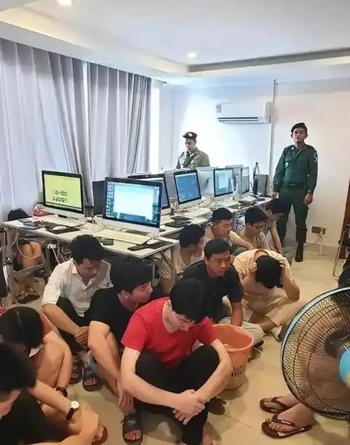 为什么境外诈骗骗不到江浙沪的人？ 诈骗集团对江浙沪地区毫无办法。 骗子在