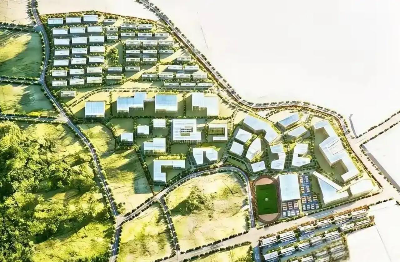 杭州第二所民办研究型大学-钱塘大学已经写进了省市两会报告，今年将稳步推进项目建设