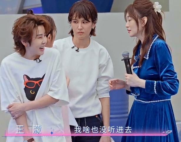 王濛和曾沛慈、唐艺昕、李小冉一起组队太好笑了！曾沛慈和便利贴三姐妹在一起毫无违和